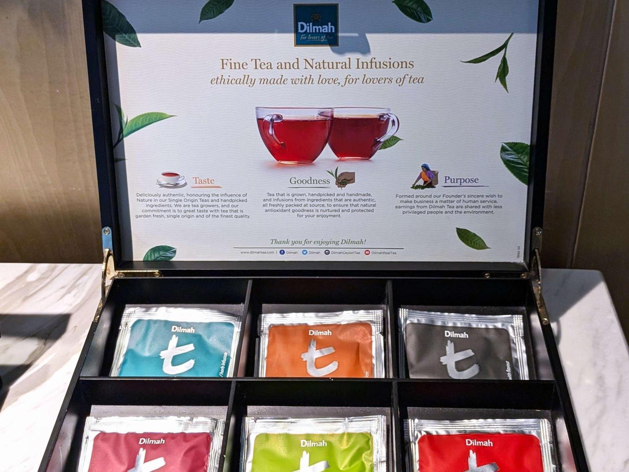 Sofitel Kuala Lumpur Damansara Hotel Eksteriør billede Tea bags