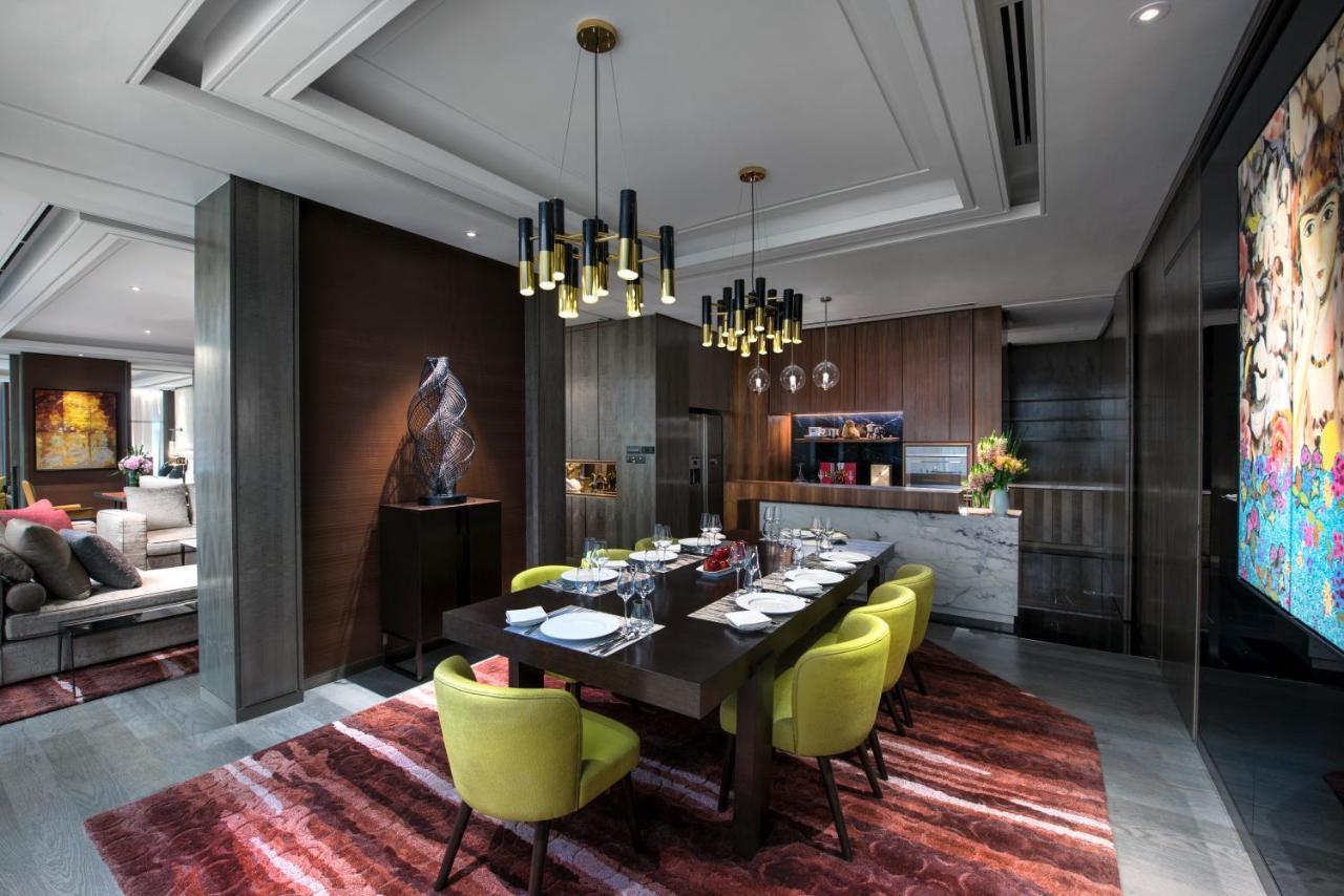 Sofitel Kuala Lumpur Damansara Hotel Eksteriør billede The dining room